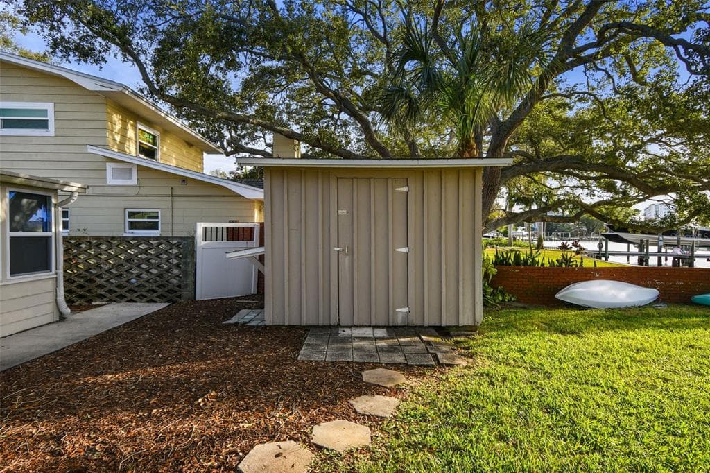 3618 SHORE ACRES BOULEVARD NE photo 25