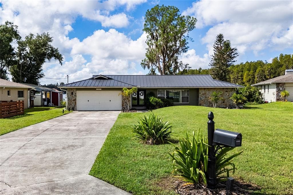 2963 LAKE SAXON DRIVE photo 16