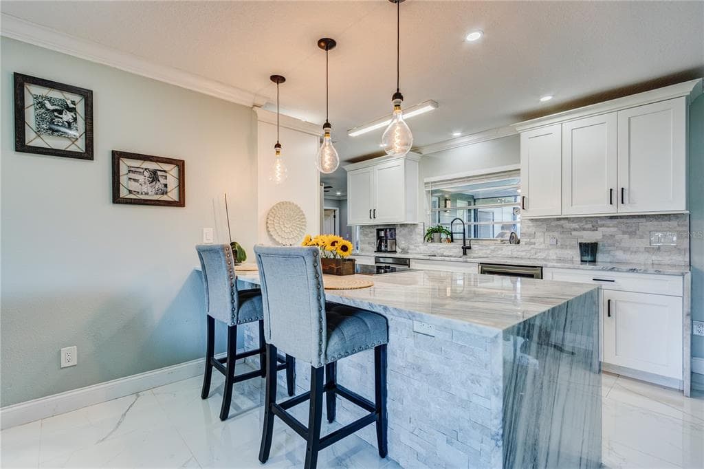 2963 LAKE SAXON DRIVE 4