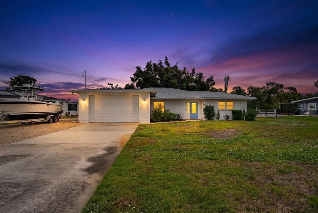 400 DONA DRIVE photo 1