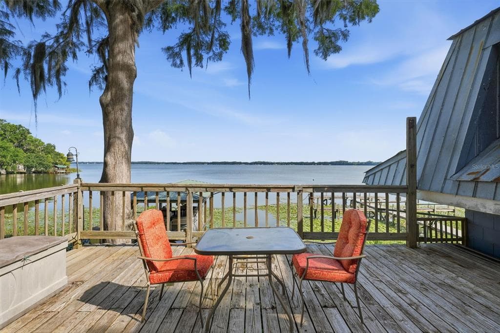 400 LAKESHORE DRIVE 2