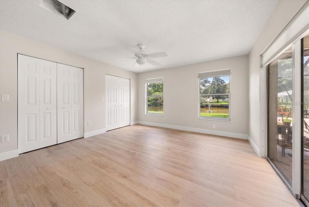 1641 SHERBROOK ROAD photo 13