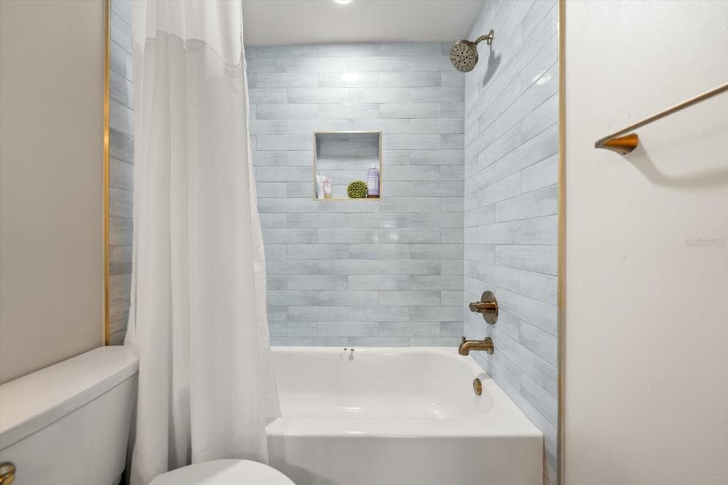 1641 SHERBROOK ROAD photo 17