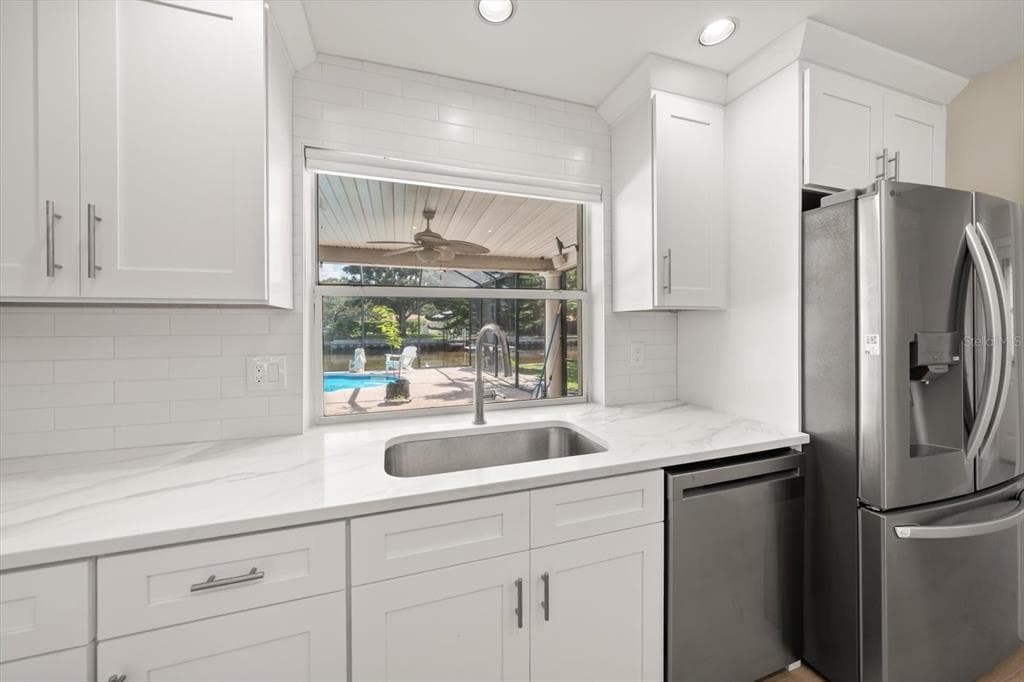 1641 SHERBROOK ROAD photo 11
