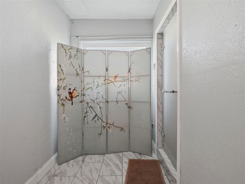 13730 MELANIE AVENUE photo 23