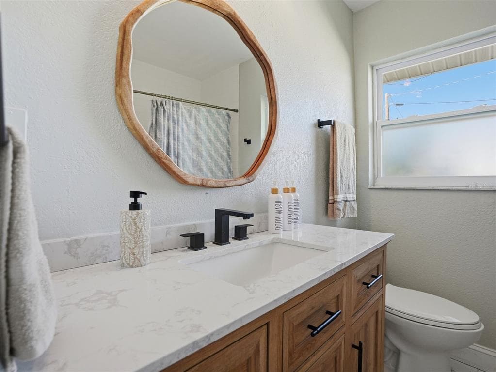 13730 MELANIE AVENUE photo 20