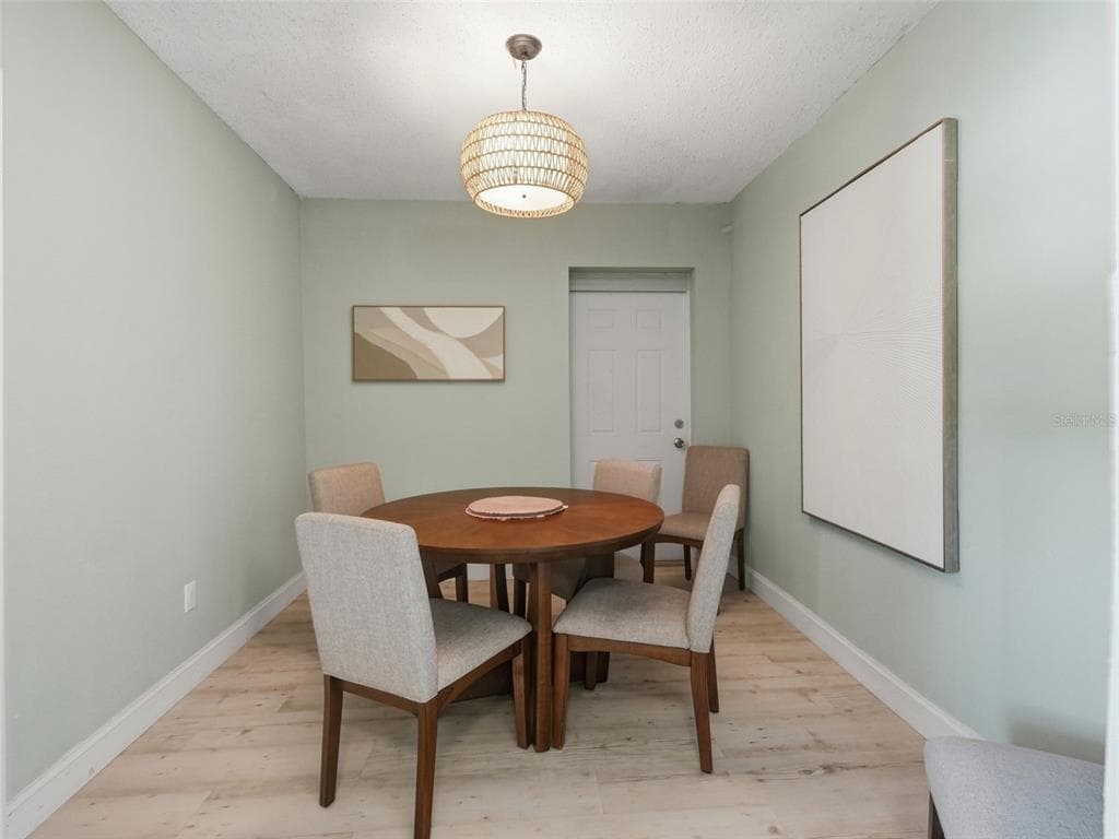 13730 MELANIE AVENUE photo 14