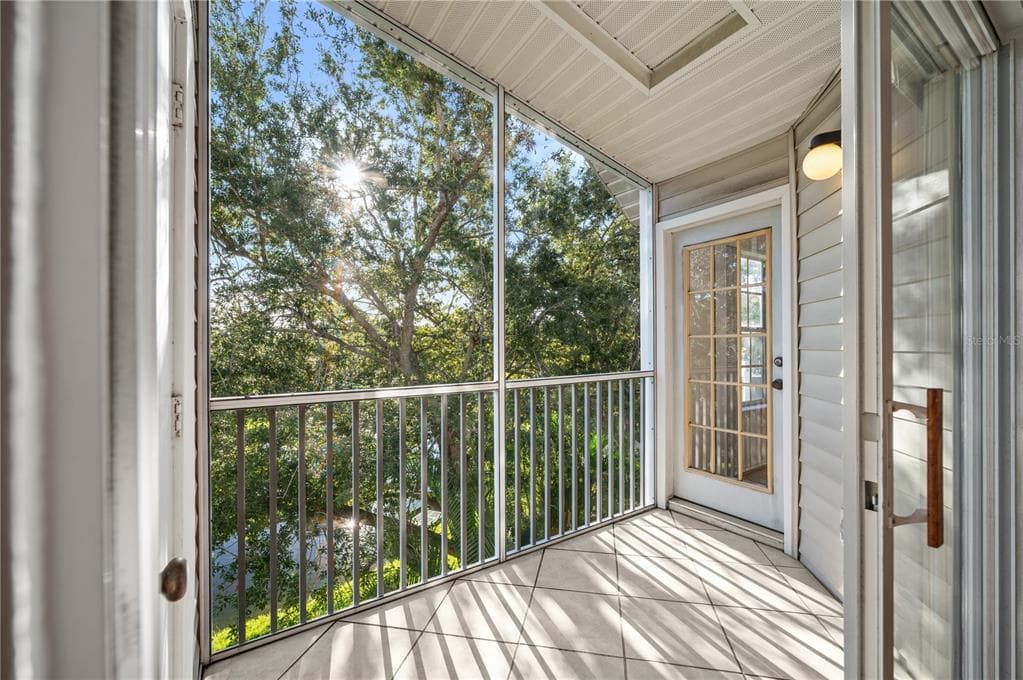 850 S TAMIAMI TRAIL 530 photo 16
