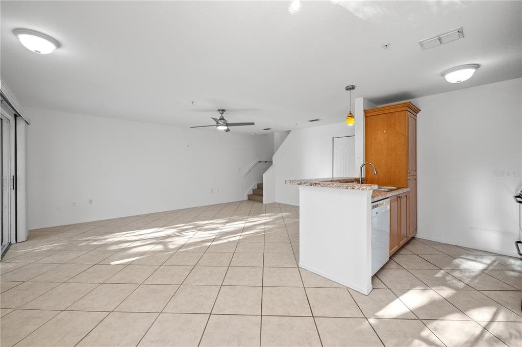 850 S TAMIAMI TRAIL 530 photo 12