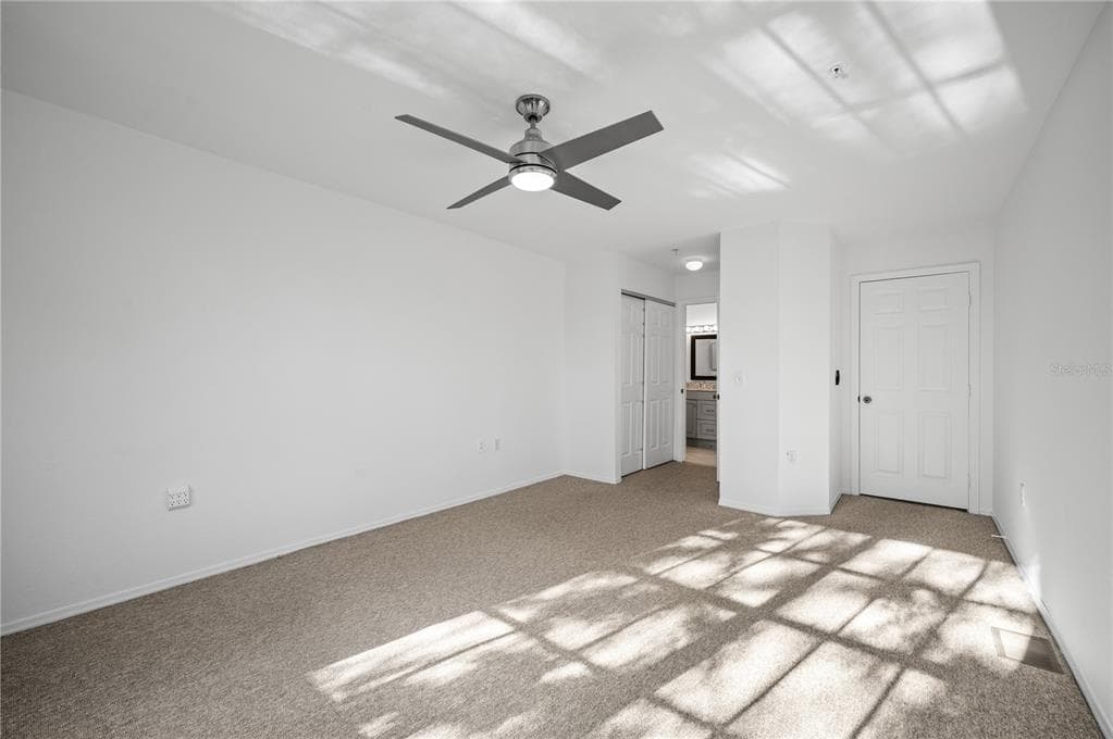 850 S TAMIAMI TRAIL 530 photo 22