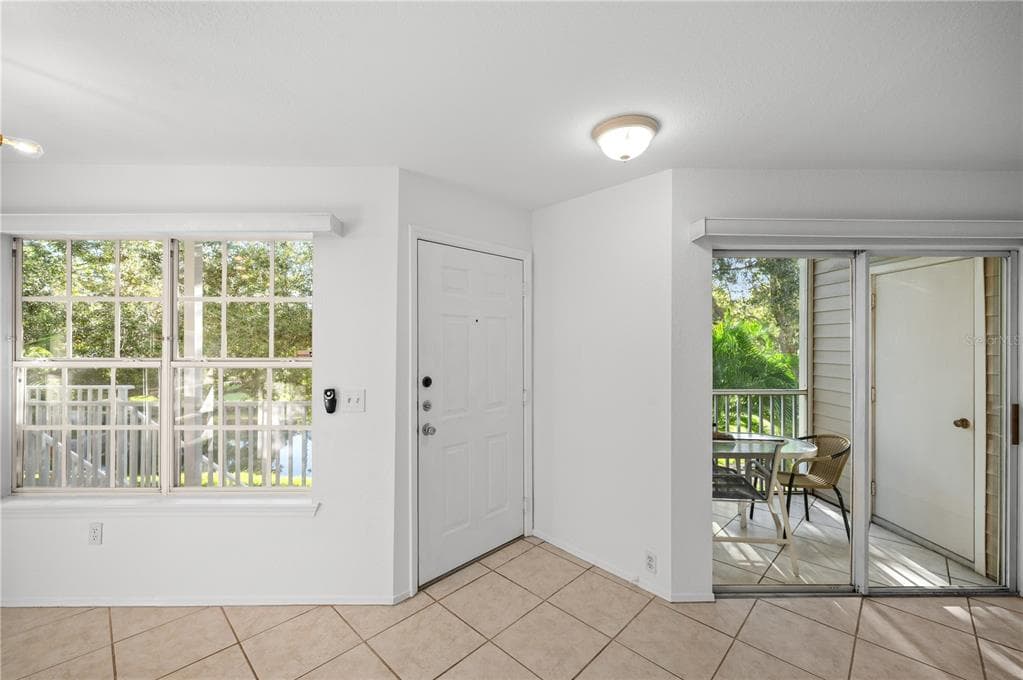 850 S TAMIAMI TRAIL 530 photo 7