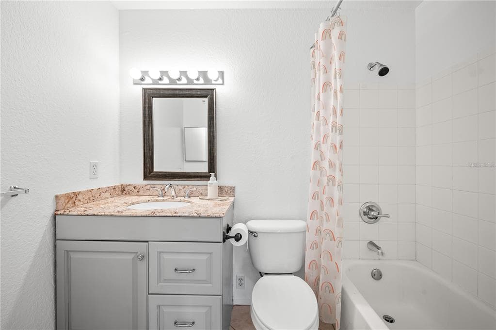 850 S TAMIAMI TRAIL 530 photo 20