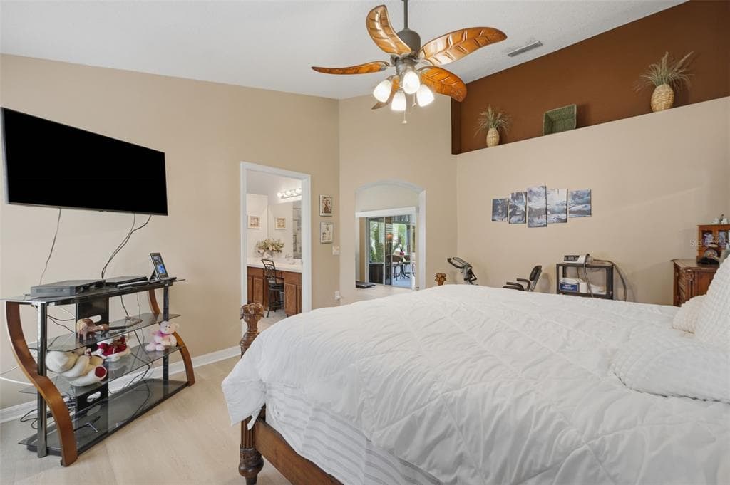 1201 DUSTAN PLACE photo 24