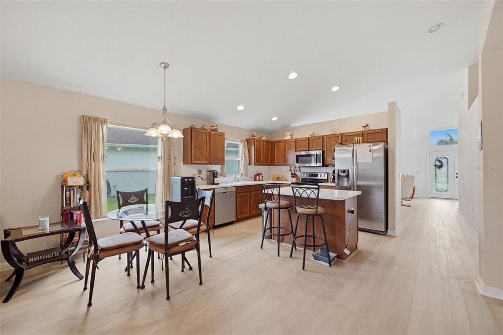 1201 DUSTAN PLACE photo 10