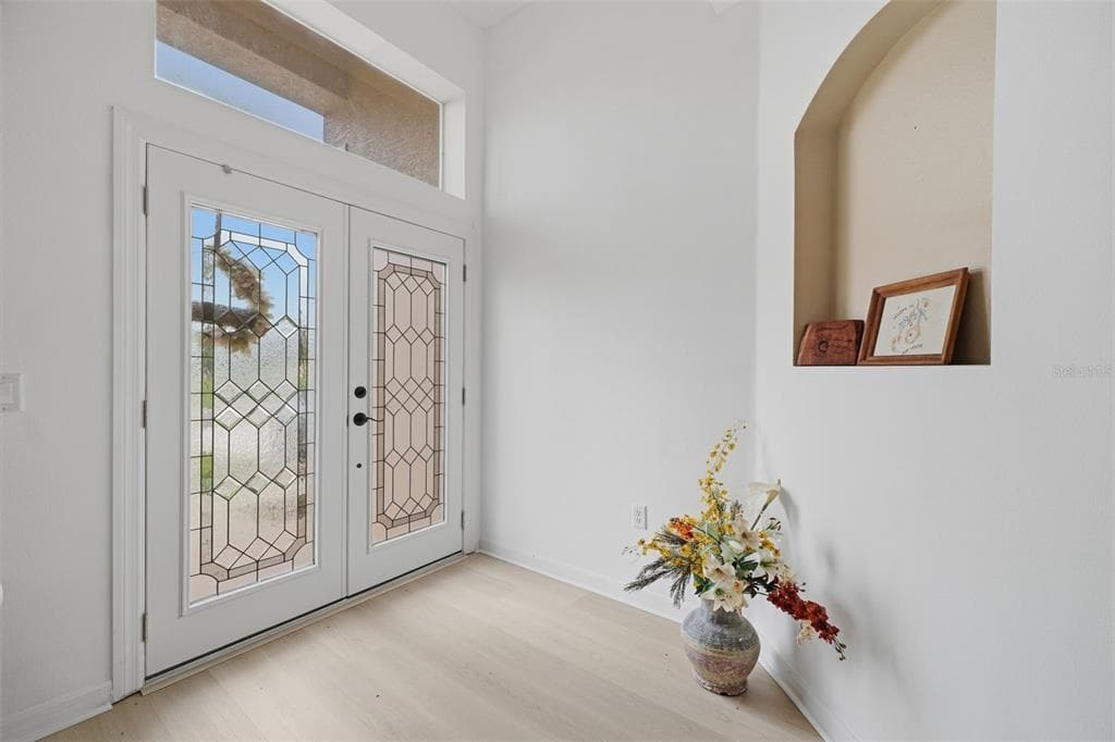 1201 DUSTAN PLACE photo 4