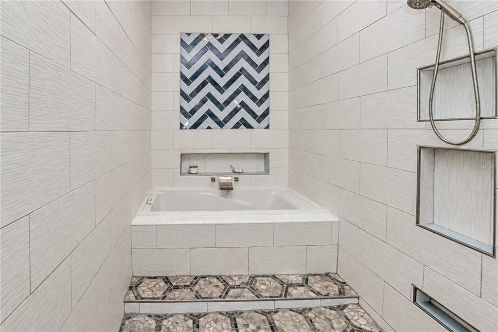 201 TROPICANA DRIVE photo 22