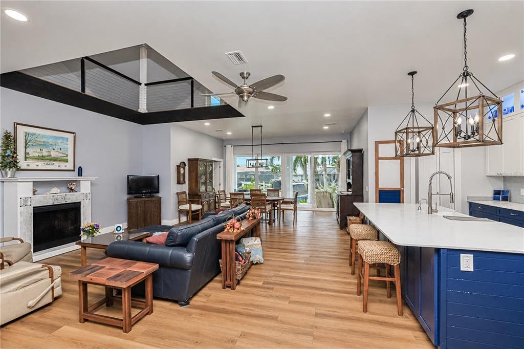 201 TROPICANA DRIVE photo 10