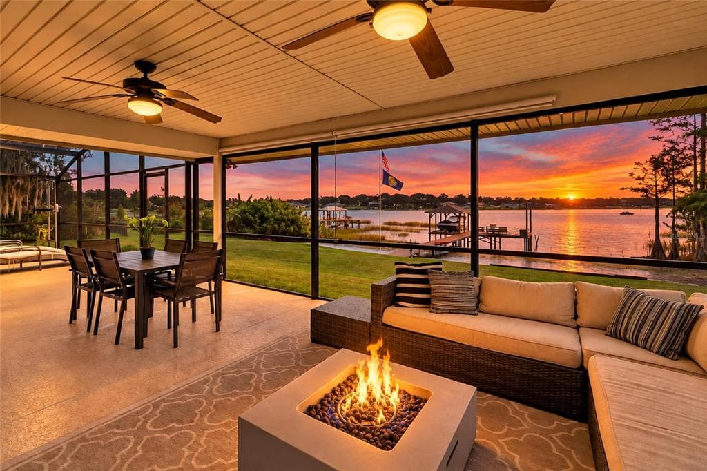 10598 LAKE HILL DRIVE 3