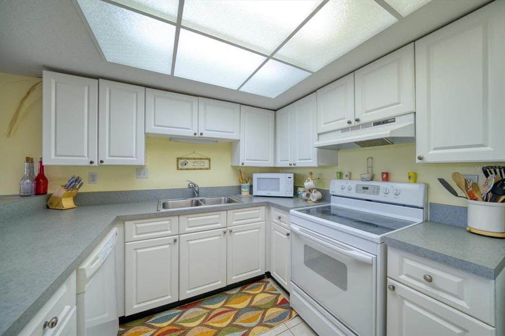 7600 BAYSHORE DRIVE 202 photo 13