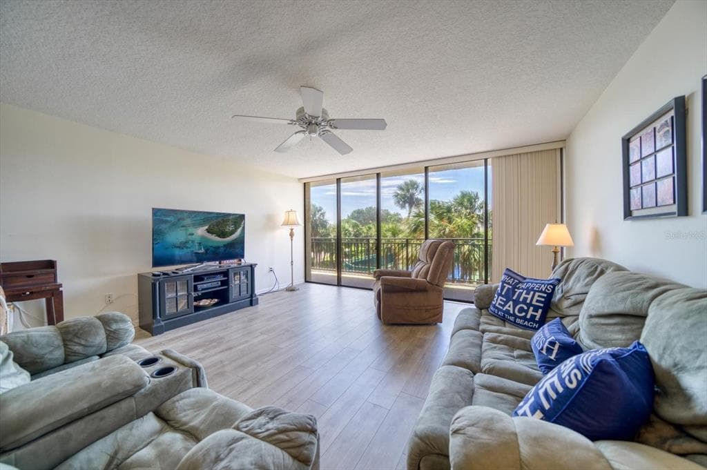7600 BAYSHORE DRIVE 202 photo 9