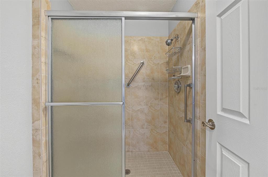 7 DUNOON PLACE 104 photo 13