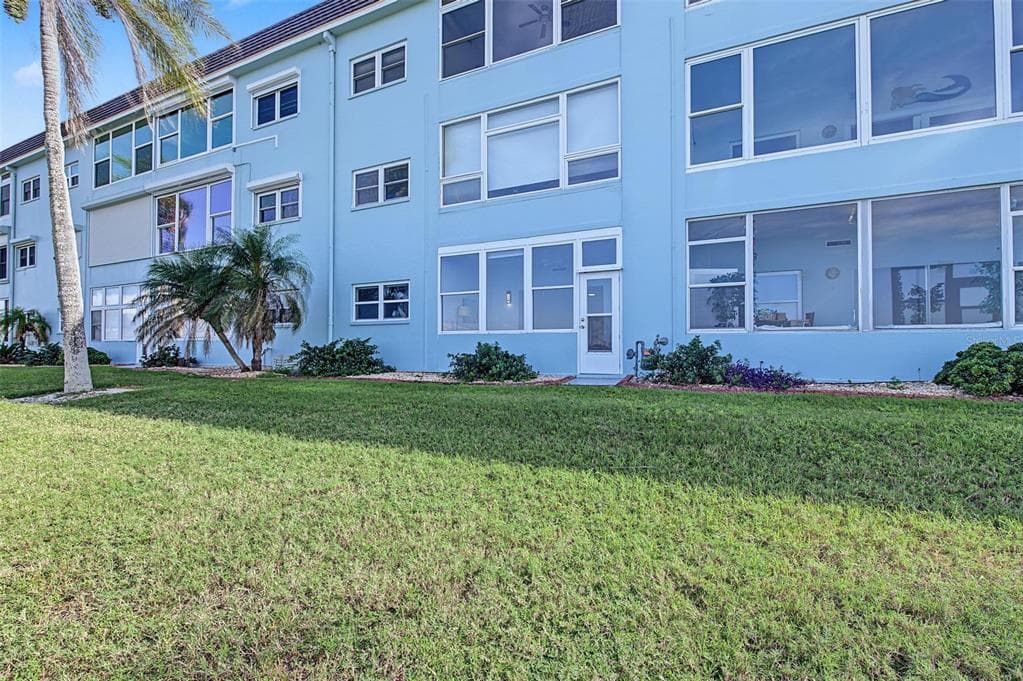 7 DUNOON PLACE 104 photo 20