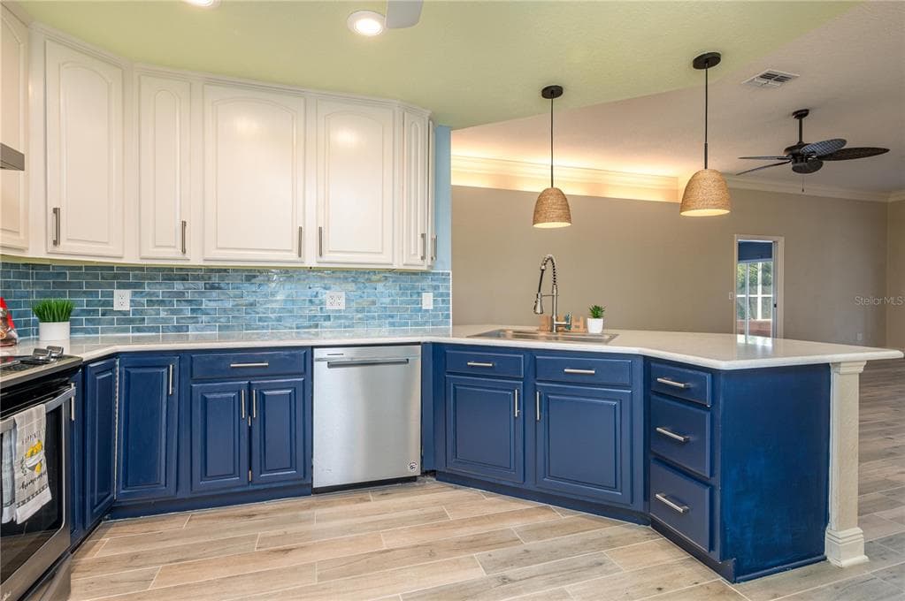 1475 GRAND CAYMAN CIRCLE photo 10