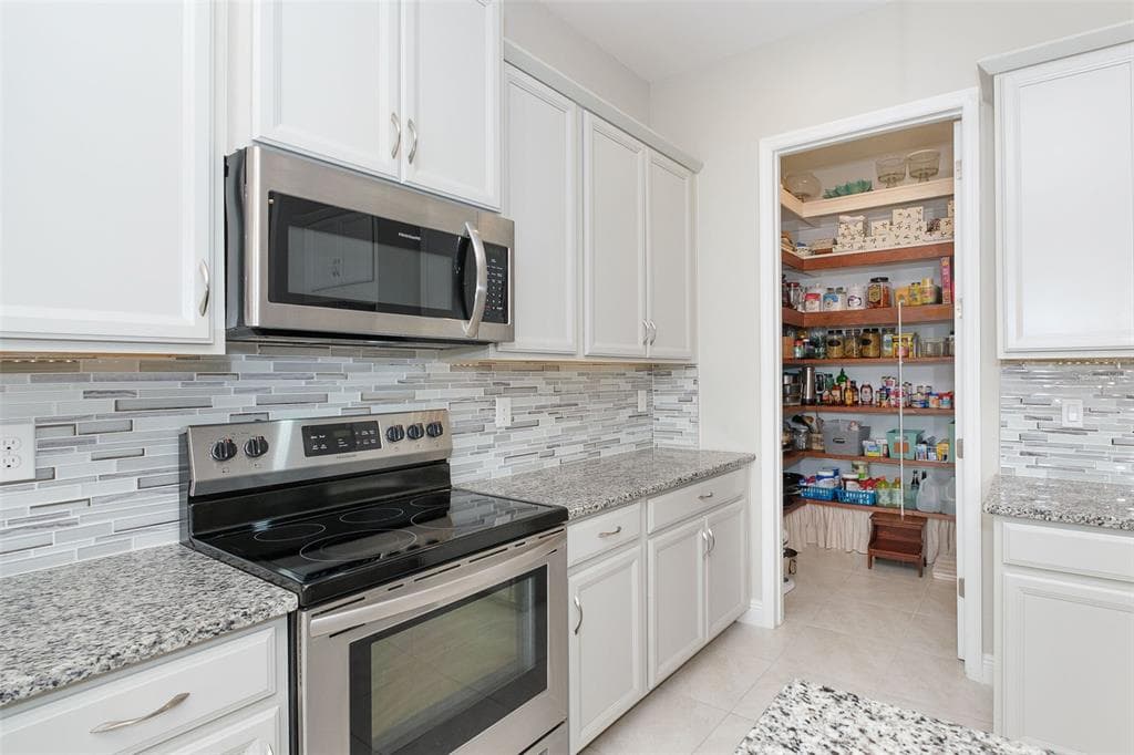 10301 CORAL LANDINGS COURT 104 photo 13