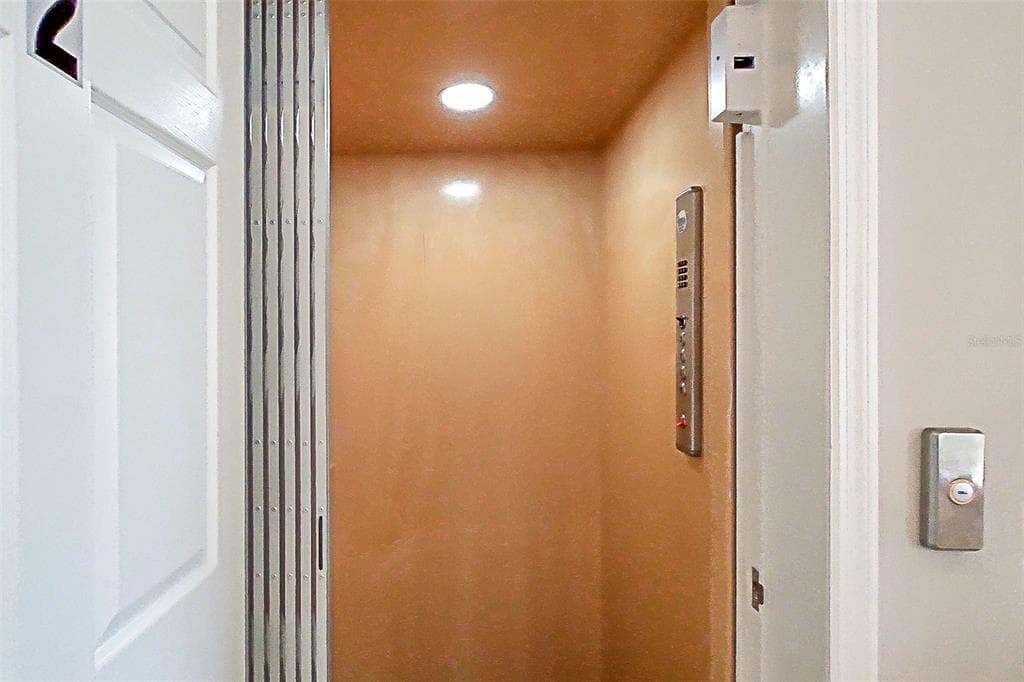 10301 CORAL LANDINGS COURT 104 photo 7