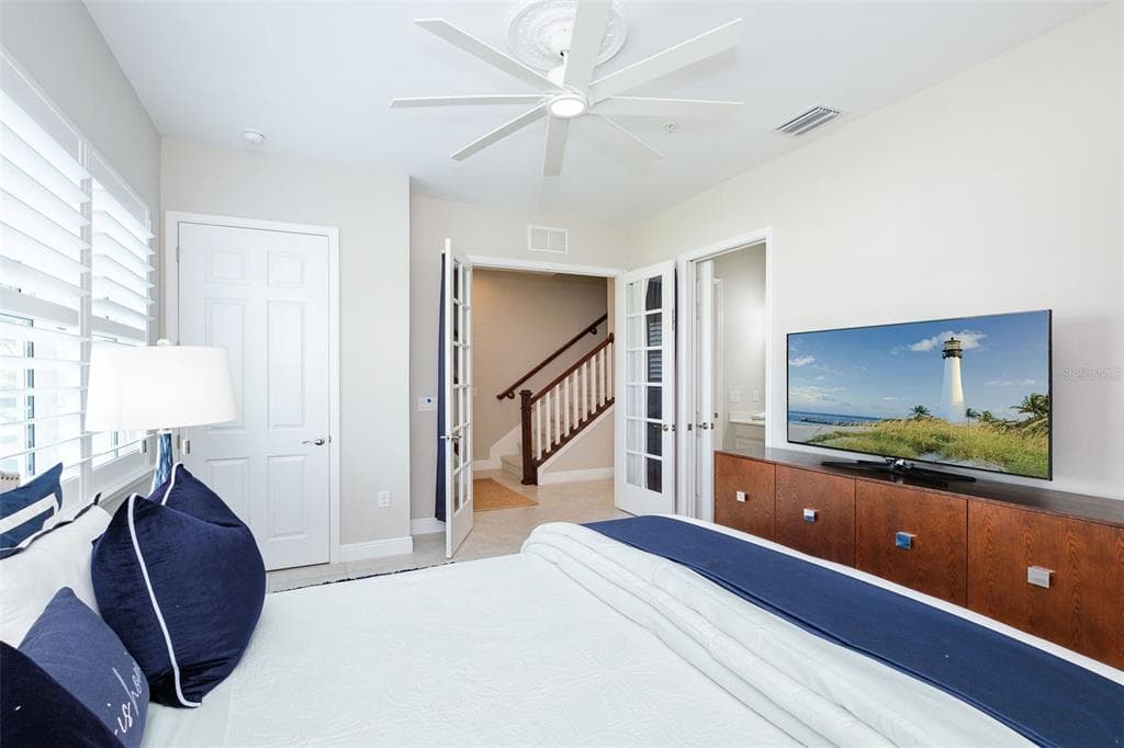 10301 CORAL LANDINGS COURT 104 photo 24