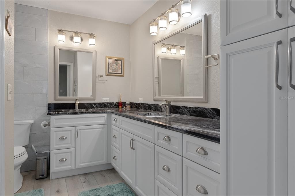 11430 W WATERWAY DRIVE photo 23