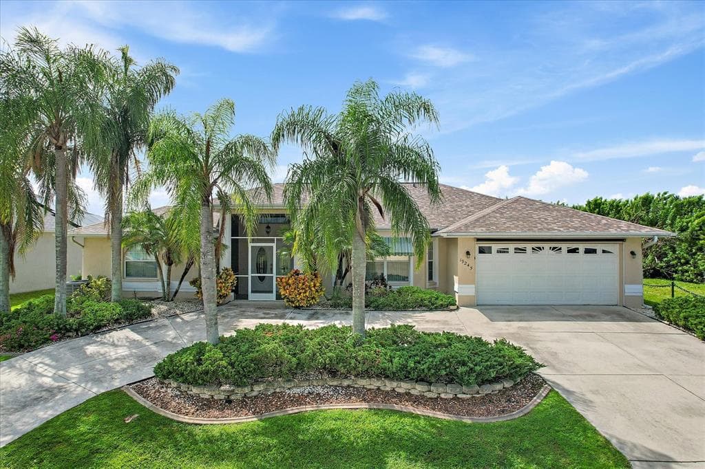 19245 MOORE HAVEN COURT photo 2