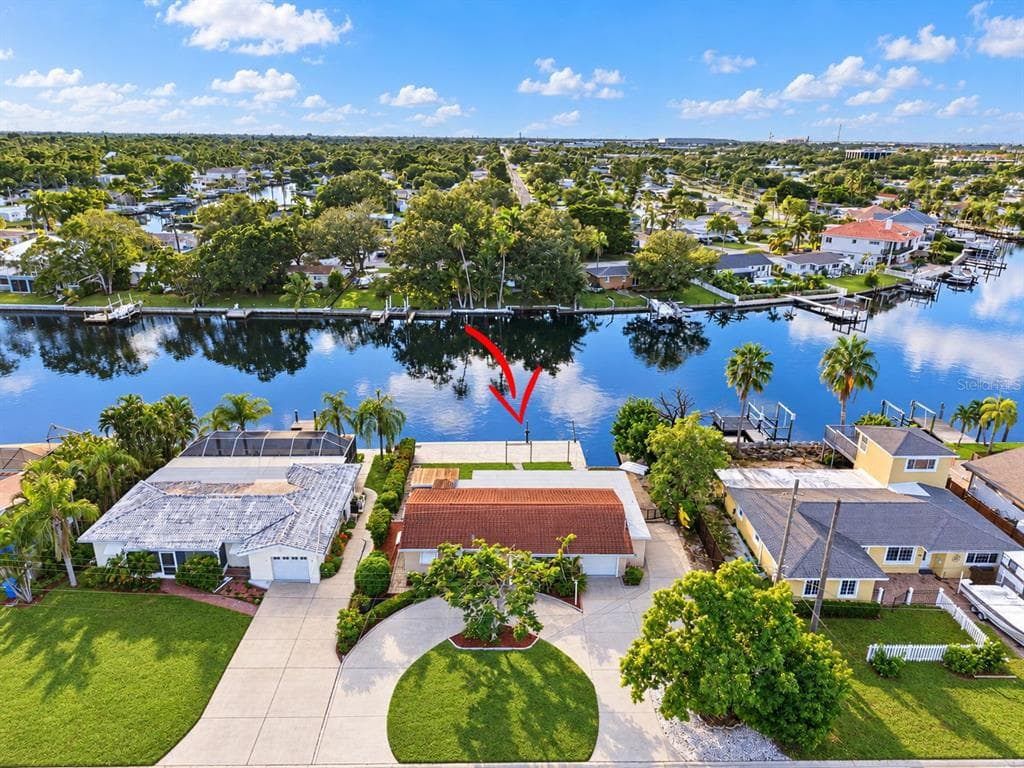 9398 SUN ISLE DRIVE NE photo 24