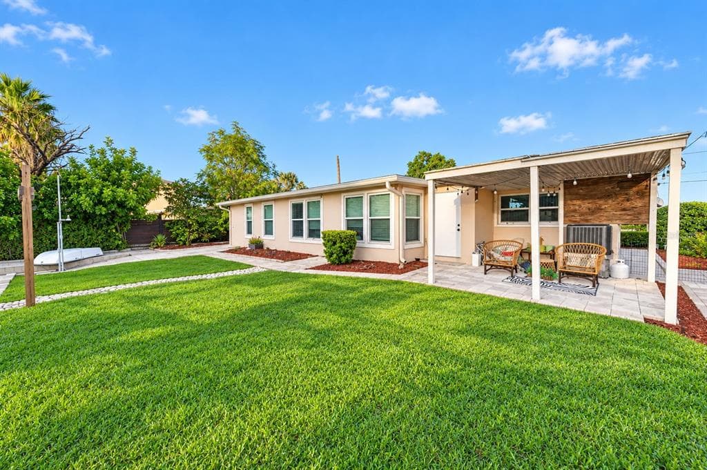 9398 SUN ISLE DRIVE NE photo 19