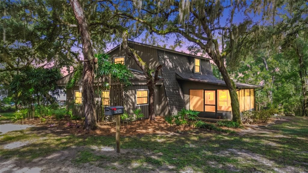 7536 S BOBCAT POINT 1