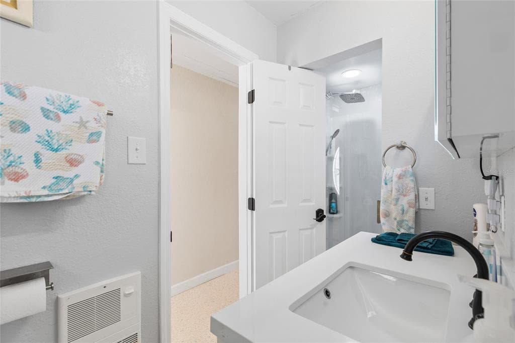 4317 BISCAYNE DRIVE photo 23