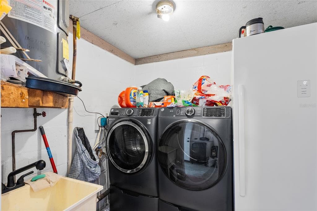 4317 BISCAYNE DRIVE photo 24