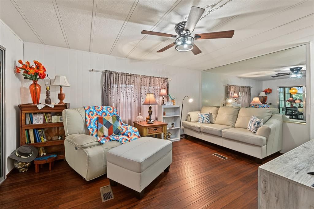 3207 BREWSTER DRIVE photo 10