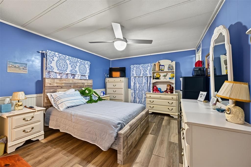 3207 BREWSTER DRIVE photo 21