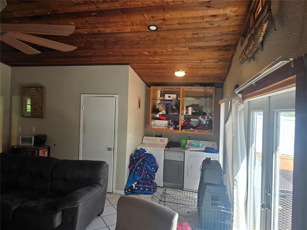 2614 CYPRUS DRIVE photo 7