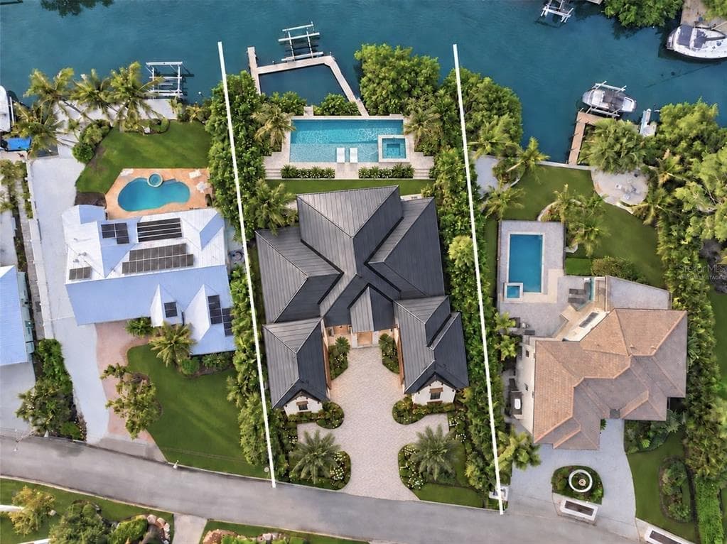 3441 GULFMEAD DRIVE 4