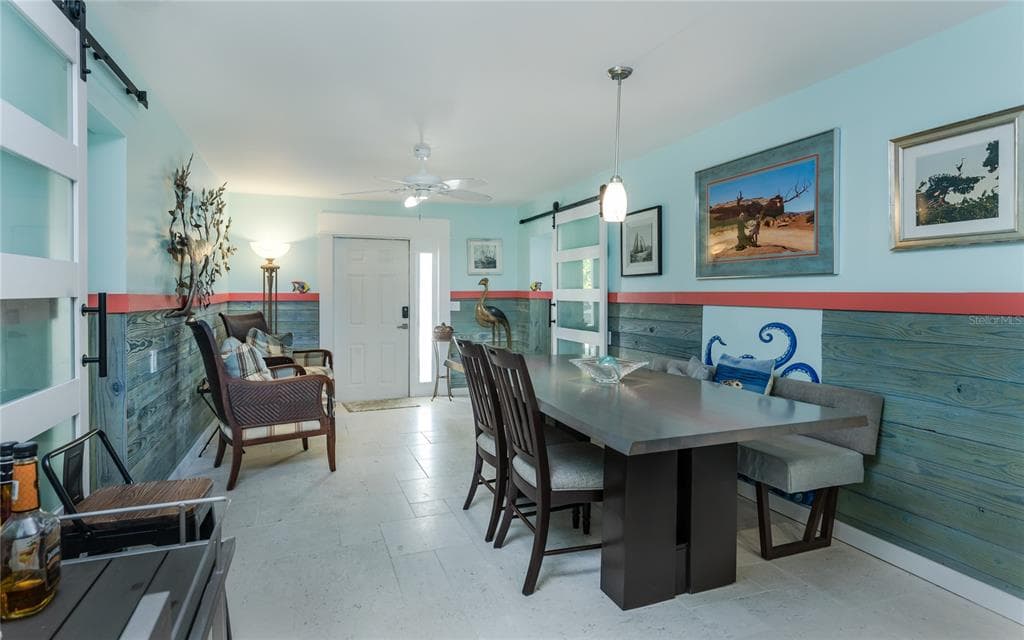 847 OAK STREET photo 4