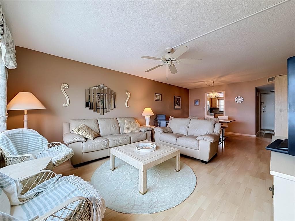 4550 COVE CIRCLE 502 photo 20