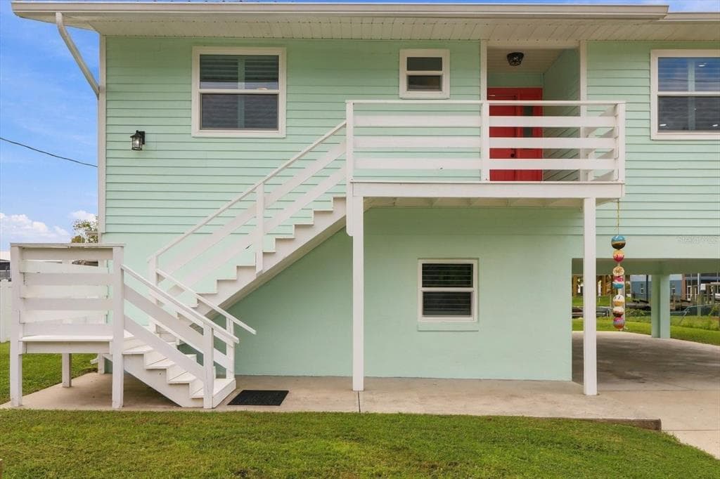 2060 NW 19TH STREET photo 6