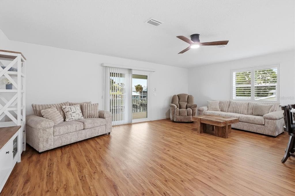 2060 NW 19TH STREET photo 11