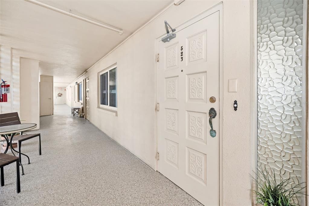 622 EDGEWATER DRIVE 523 photo 2