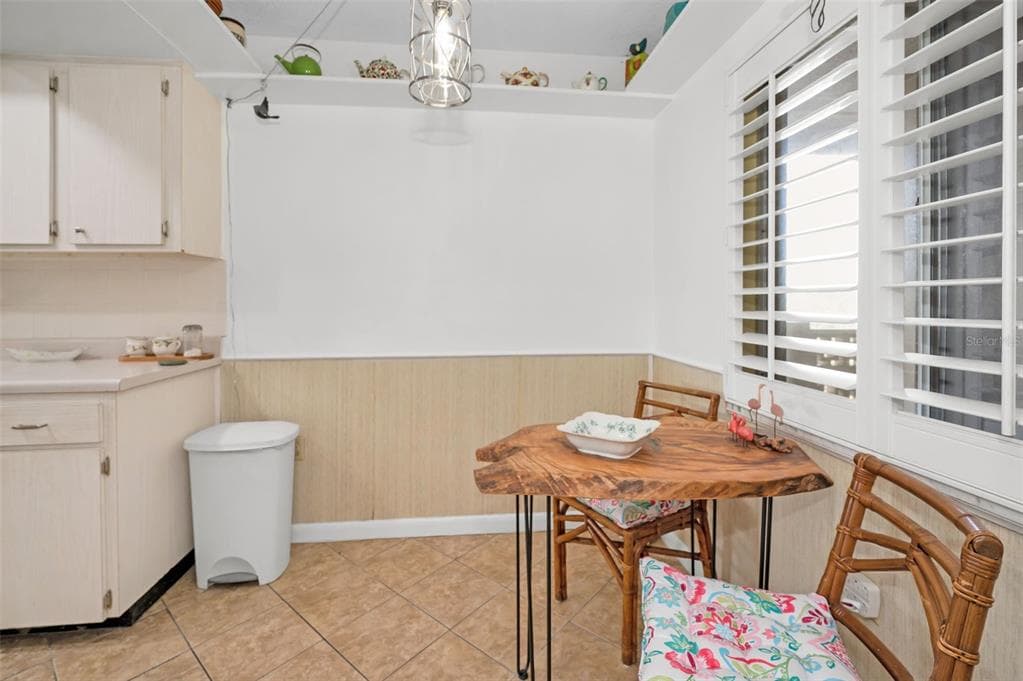 622 EDGEWATER DRIVE 523 photo 4
