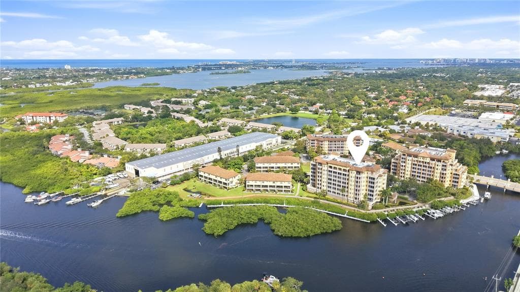 5531 CANNES CIRCLE 403 photo 1