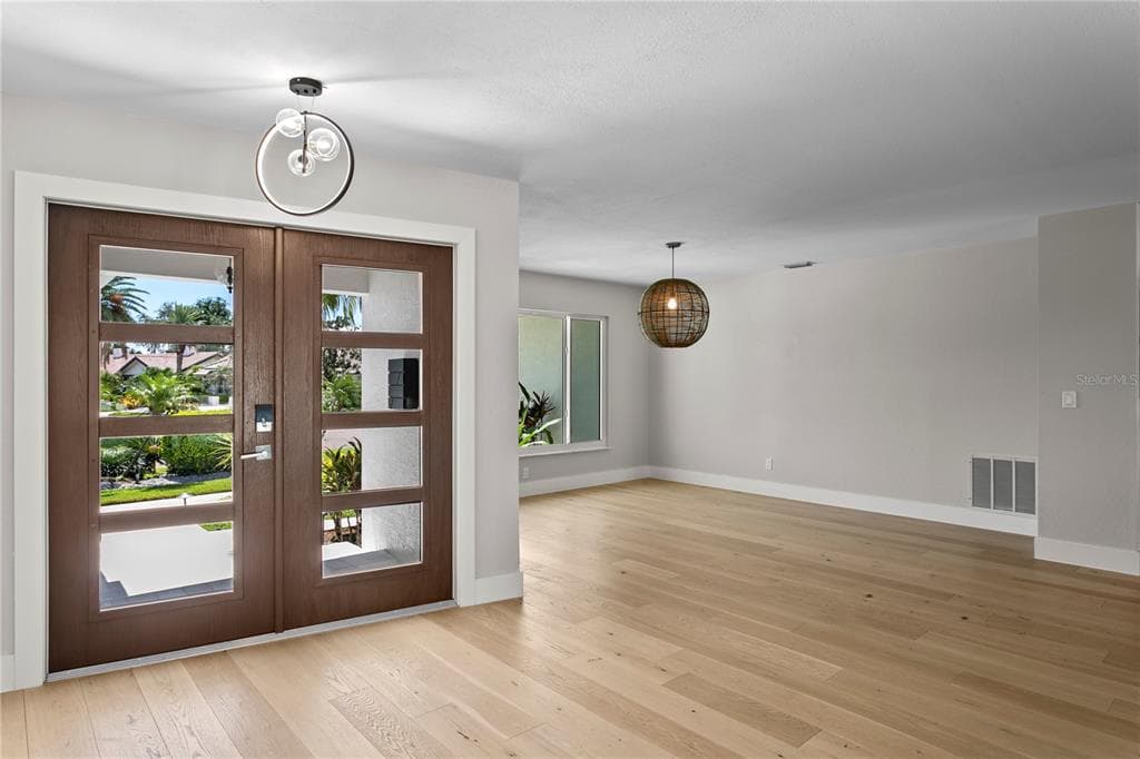 4995 58TH AVENUE S photo 9