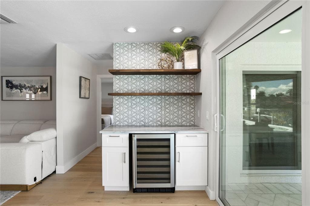 4995 58TH AVENUE S photo 18